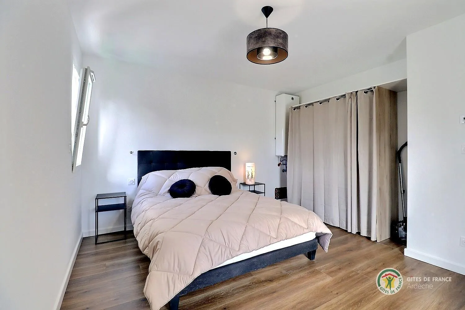 Les Villas Du Soleil Saint Alban Auriolles